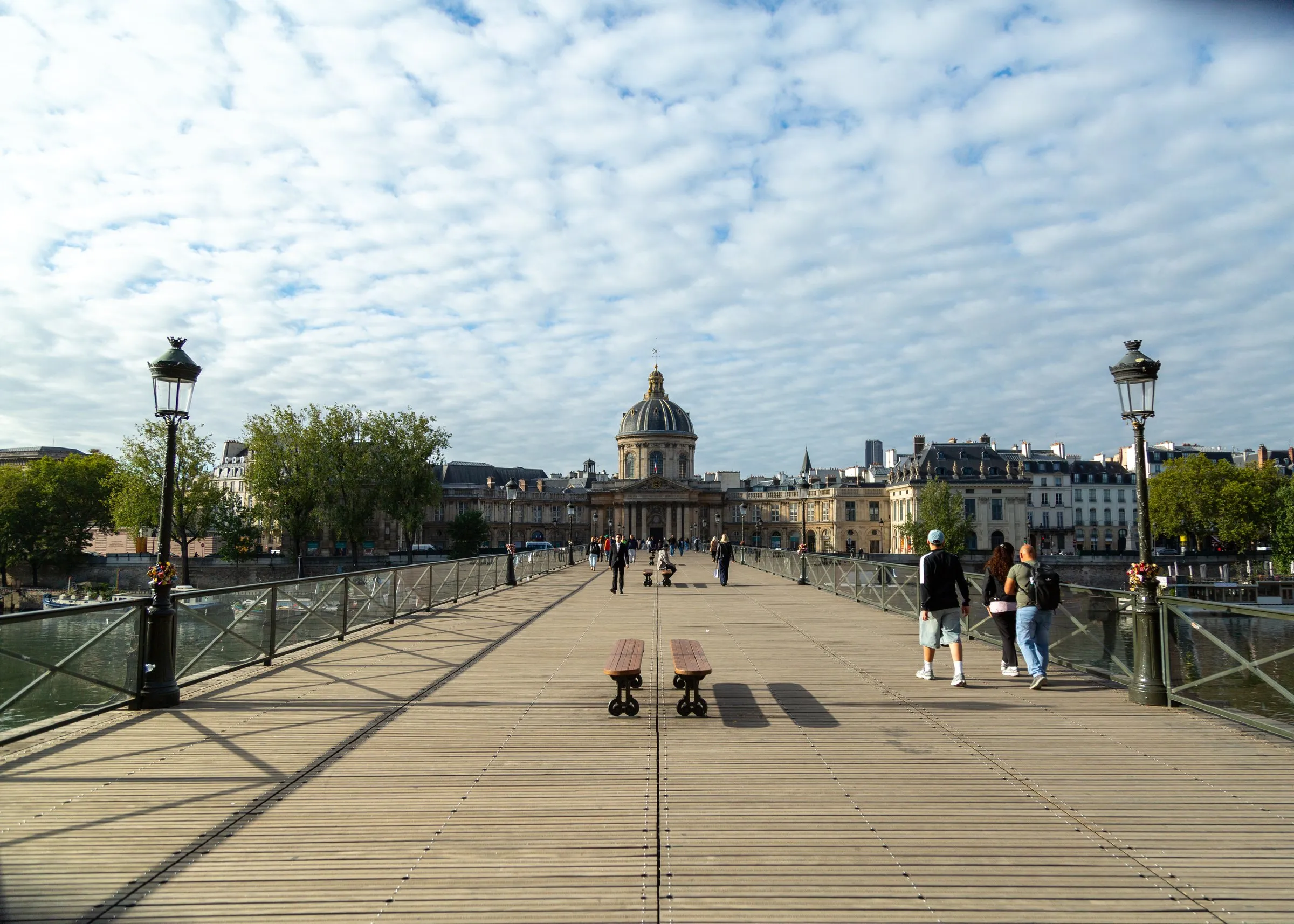 The Pont des Arts toward the Institut de France