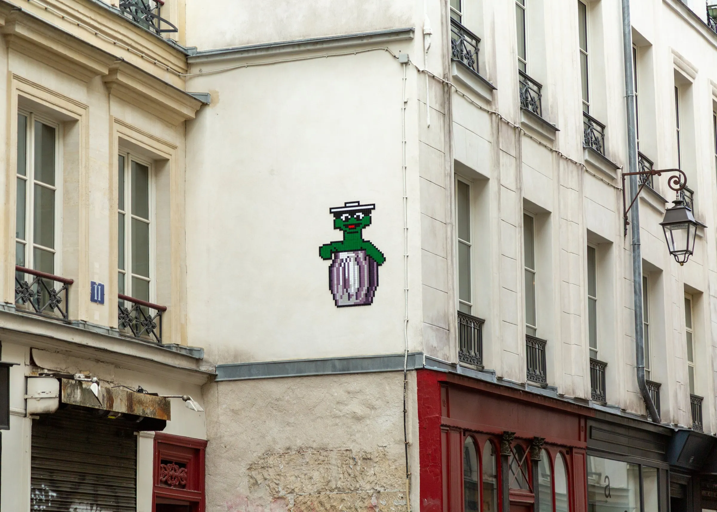 Another Space Invader on a corner in the Marais
