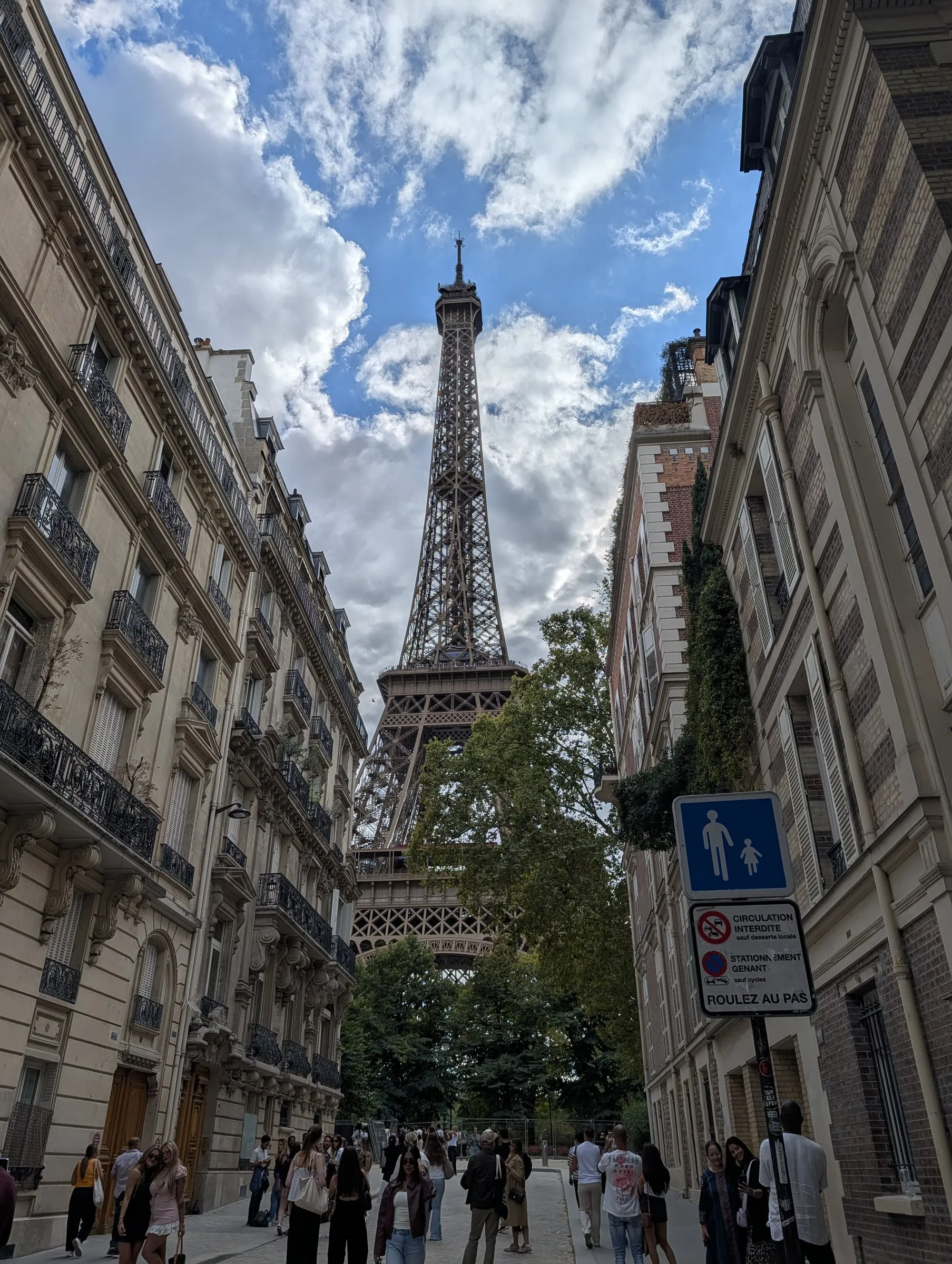 Photo circuit, stop 1: Rue de l'Université, the tower between Haussmann façades