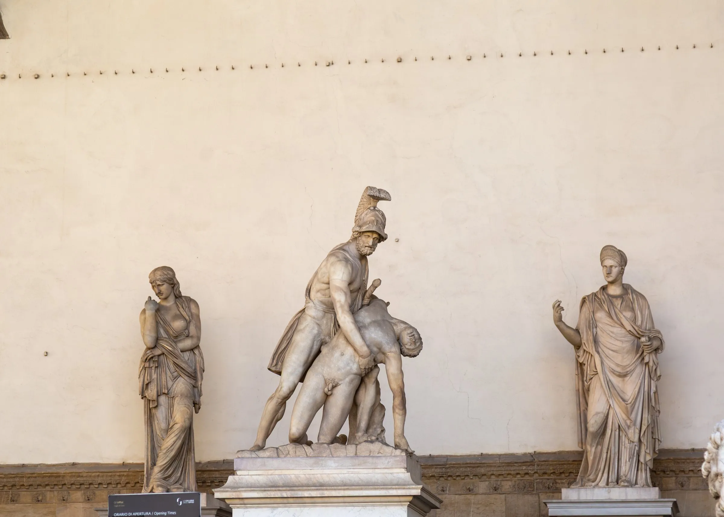 Menelaus Supporting the Body of Patroclus, in the Loggia