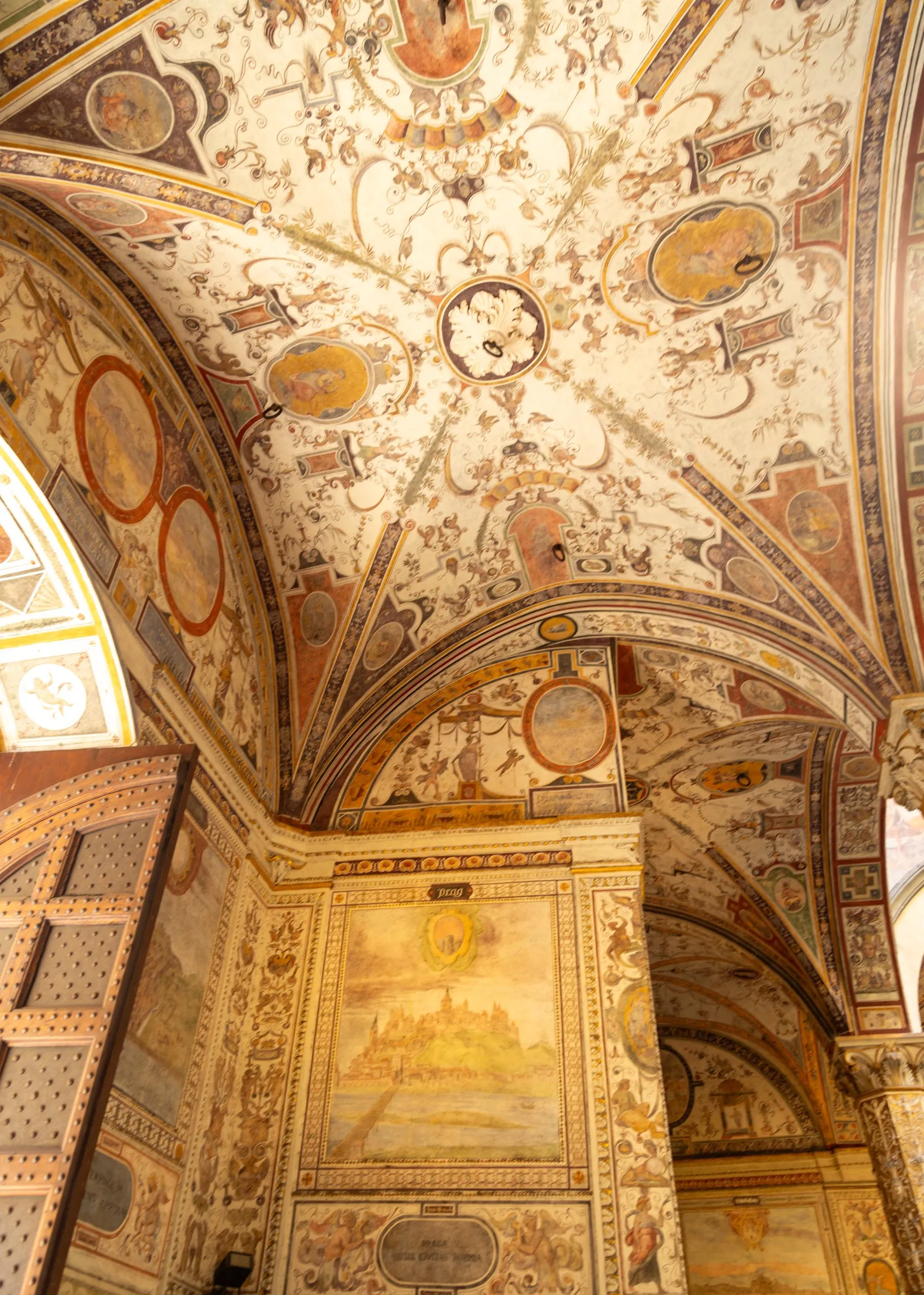 Painted vaults in the courtyard