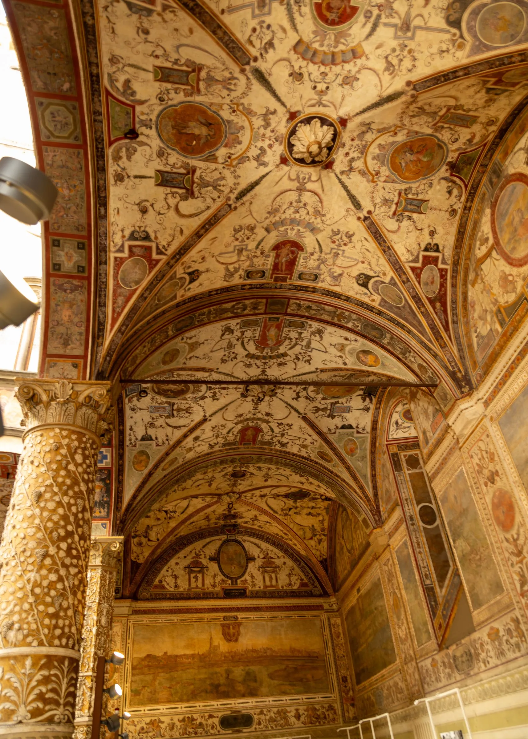 Grotesque frescoes on the courtyard ceiling