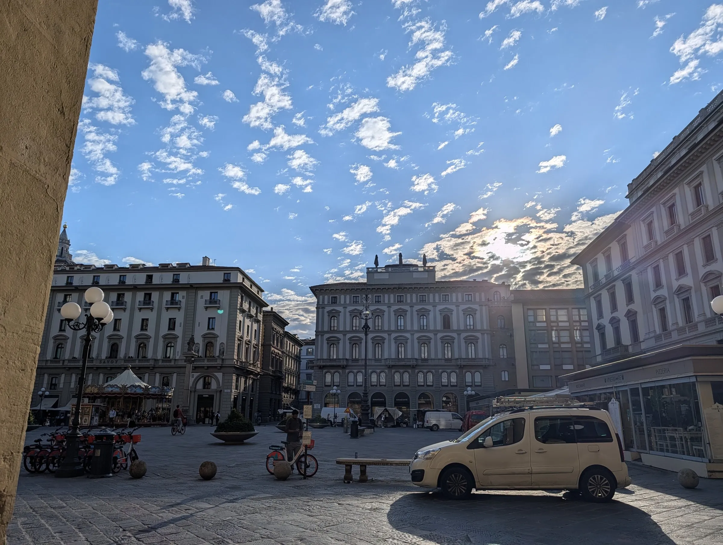 Piazza della Repubblica, early on pasta day