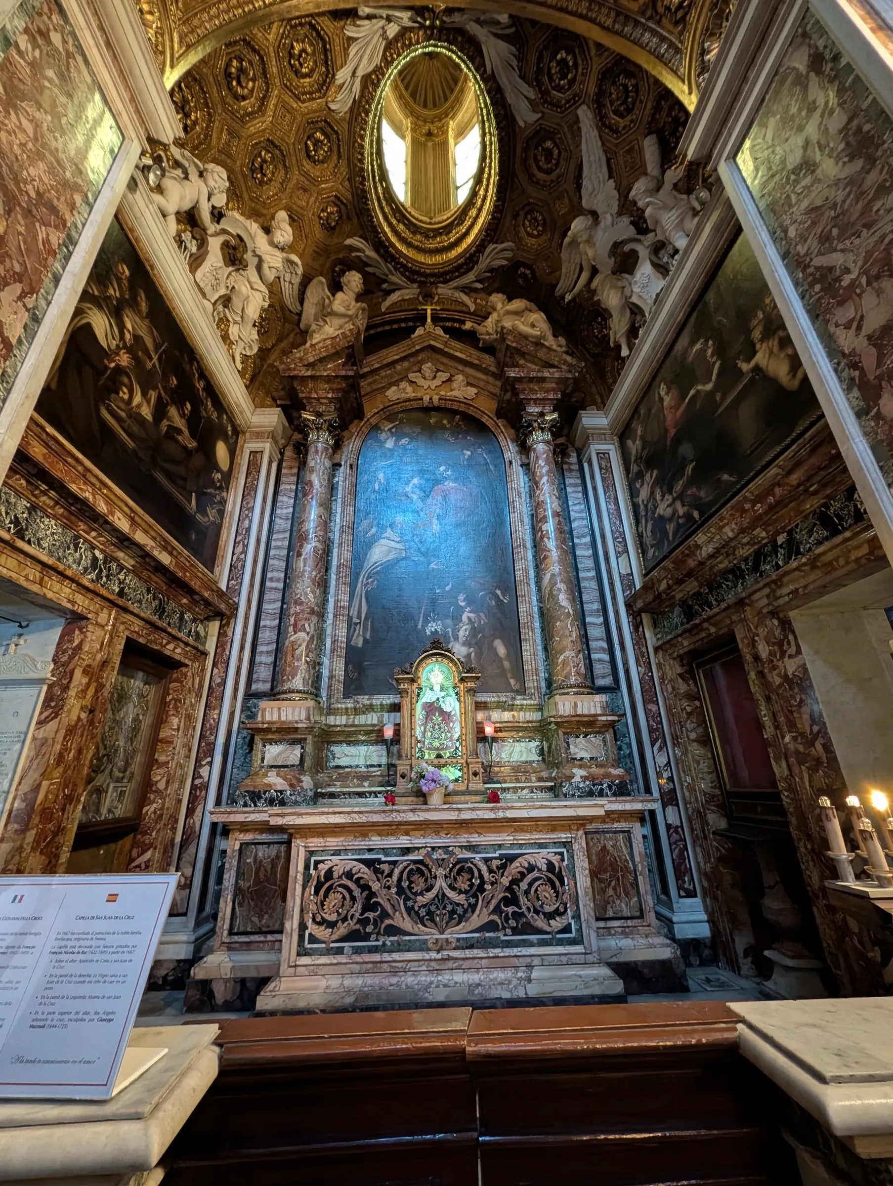 A side chapel in Santa Maria della Vittoria