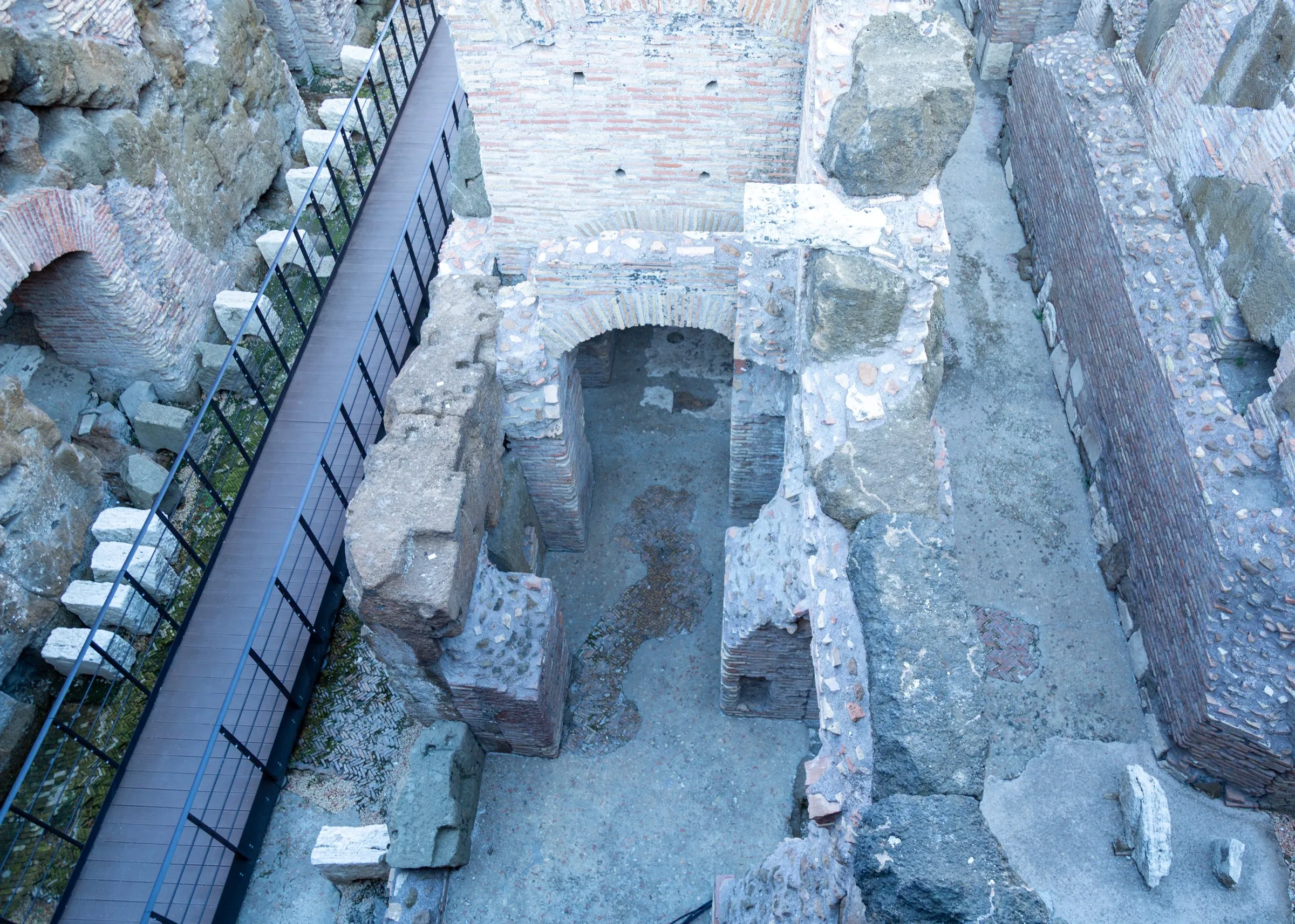 The walkway over the hypogeum