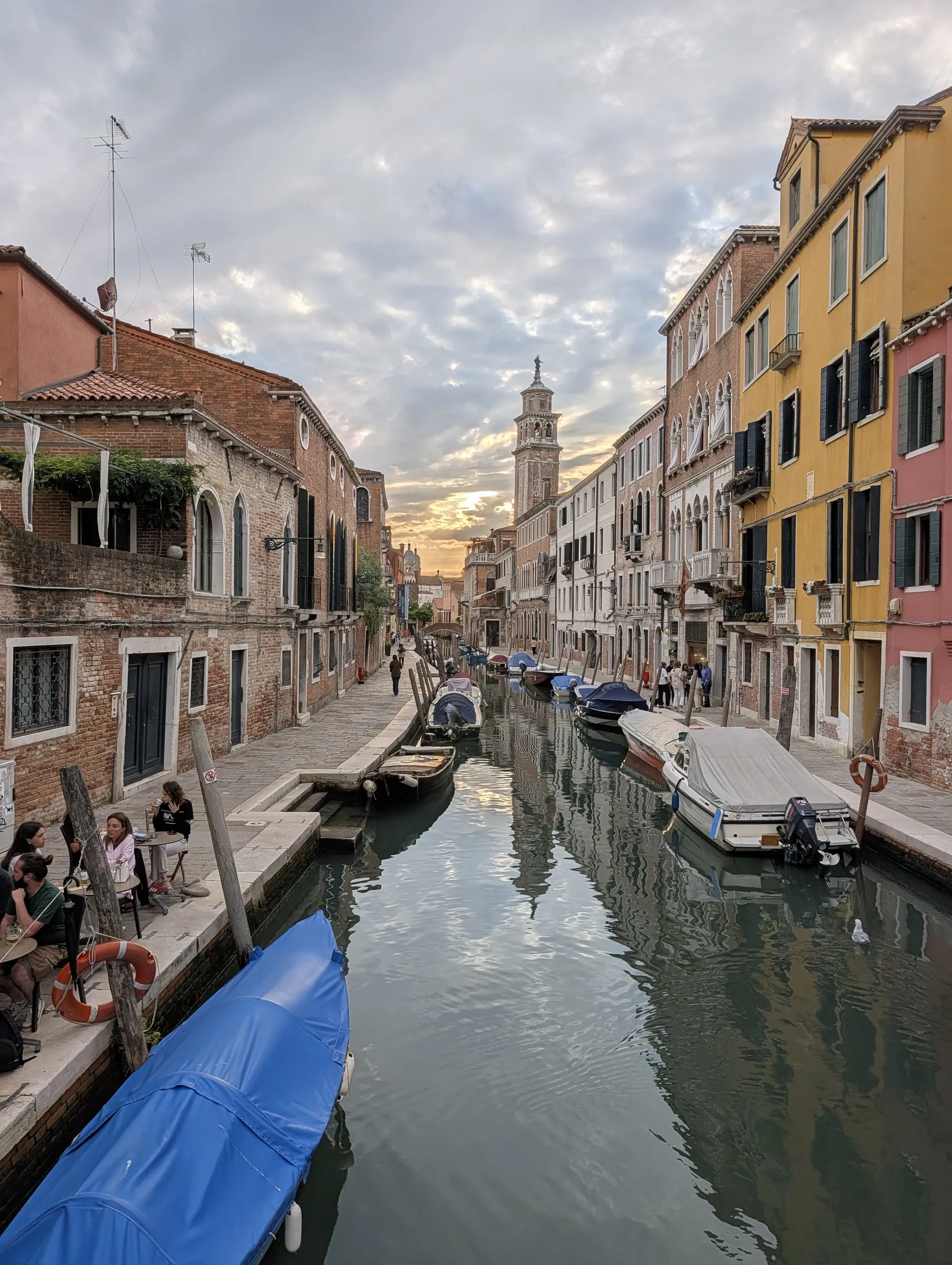 Dorsoduro canal at golden hour on the cicchetti tour
