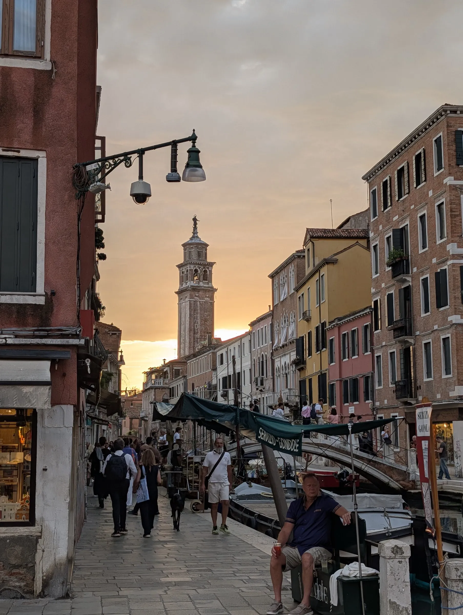 Sunset along a Dorsoduro fondamenta