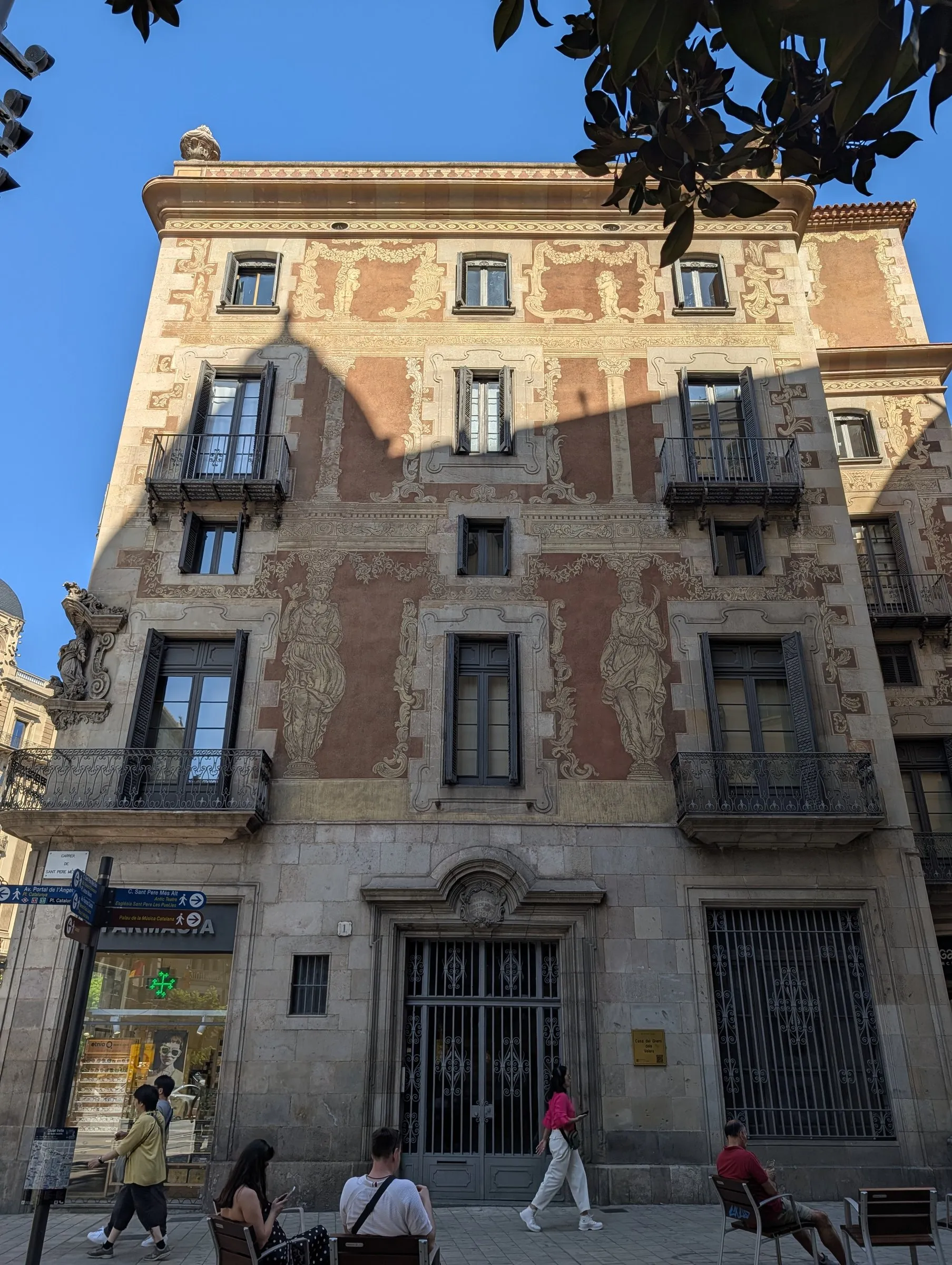 Sgraffito façade of the Casa dels Velers, Sant Pere