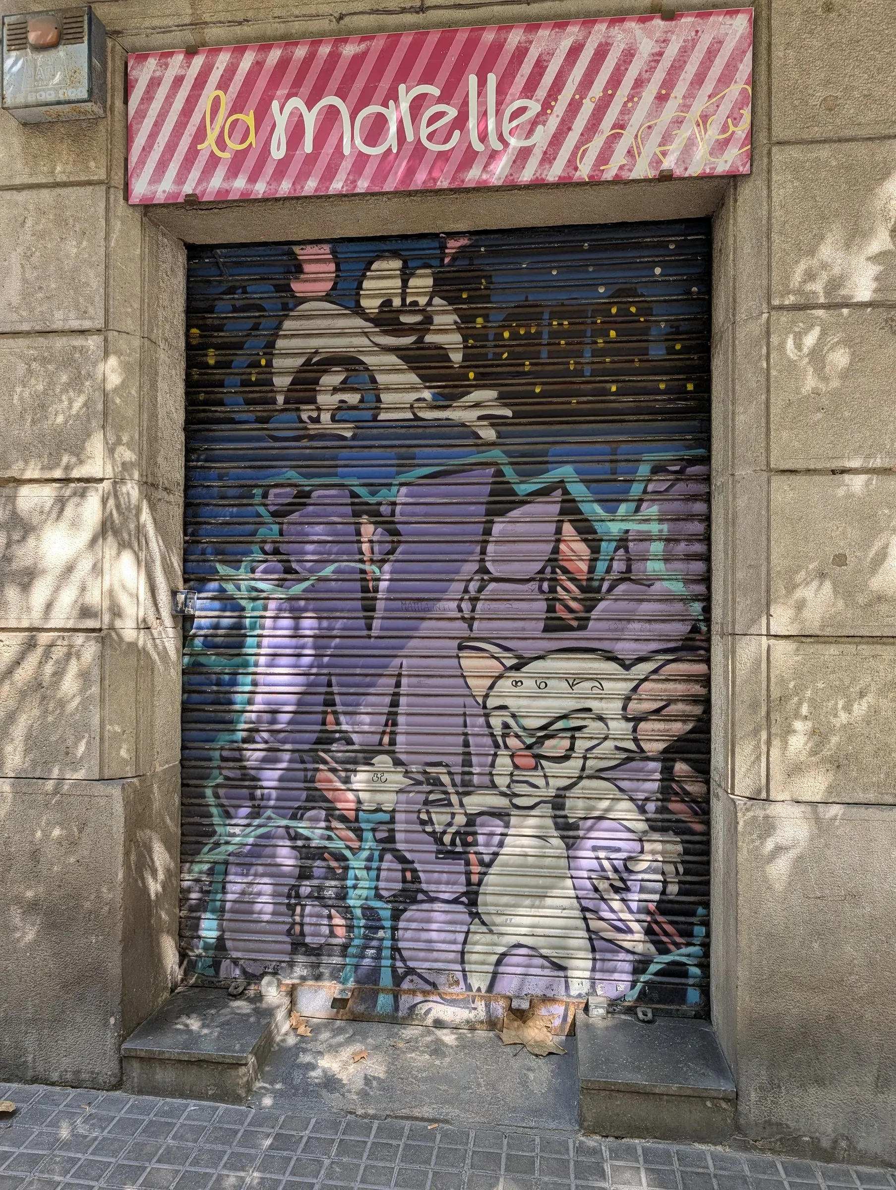 Painted shutter: cartoon mice