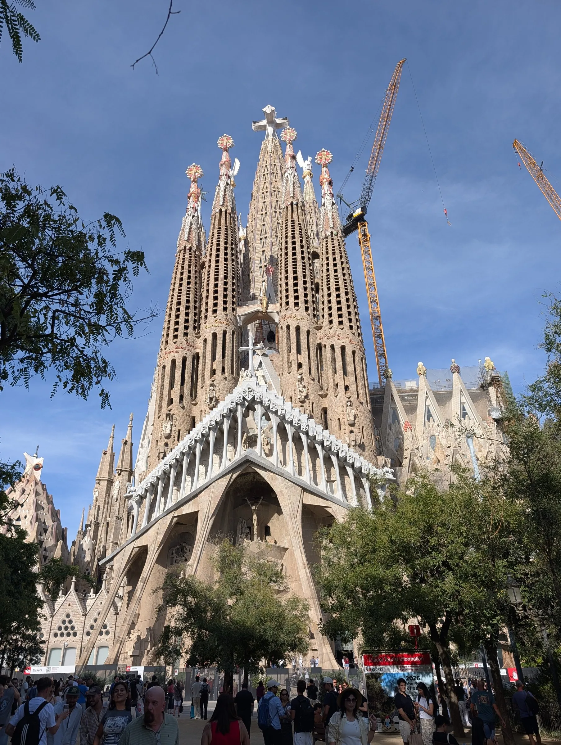 Sagrada Família: the Passion side