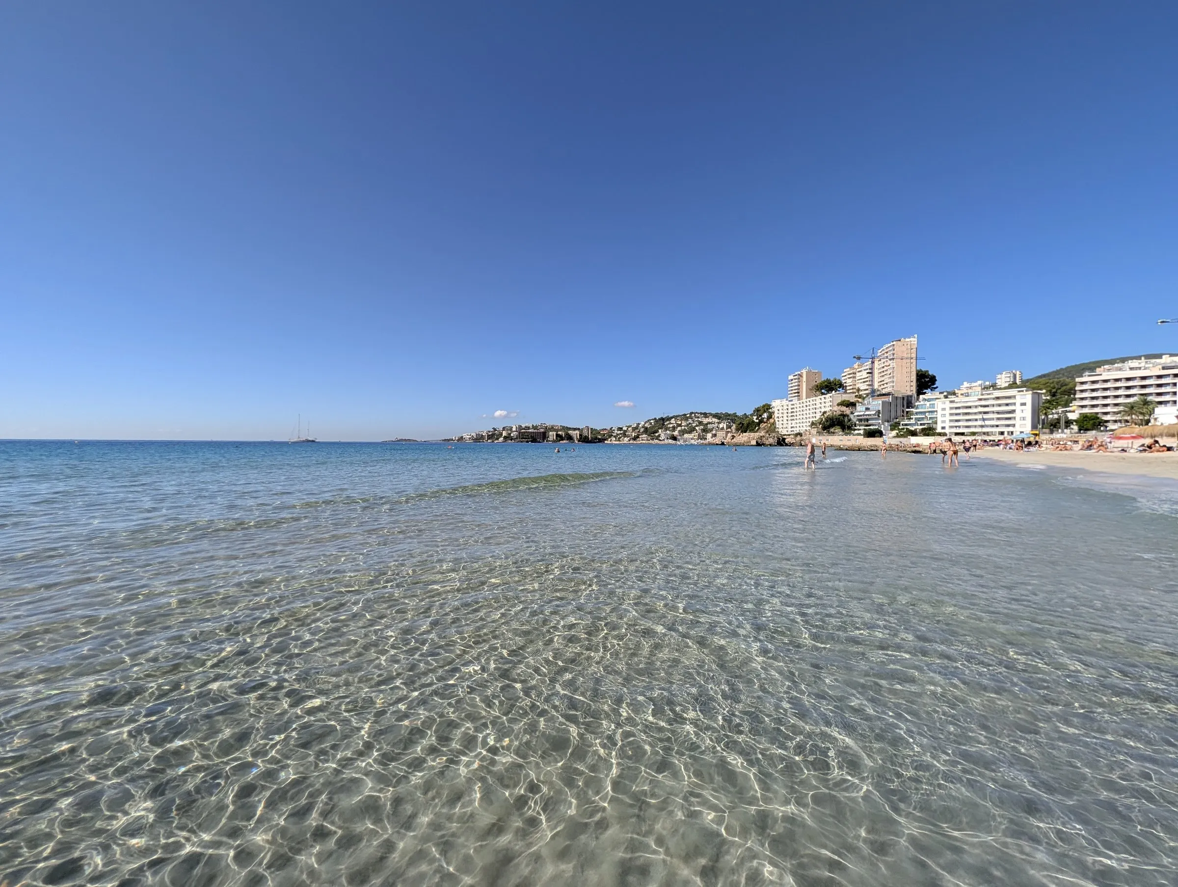 Clear, shallow water at Cala Major