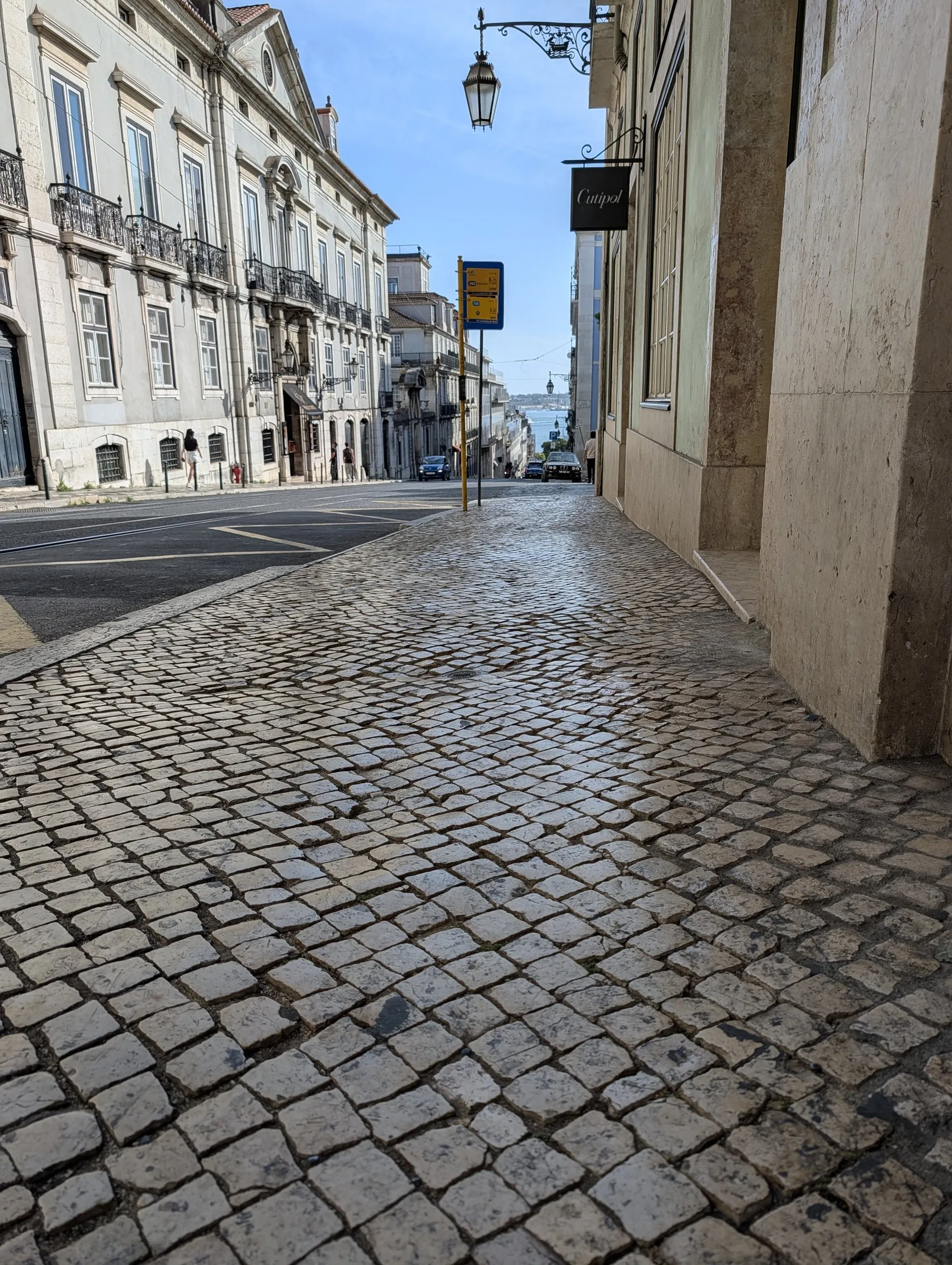 Chiado's cobbled streets