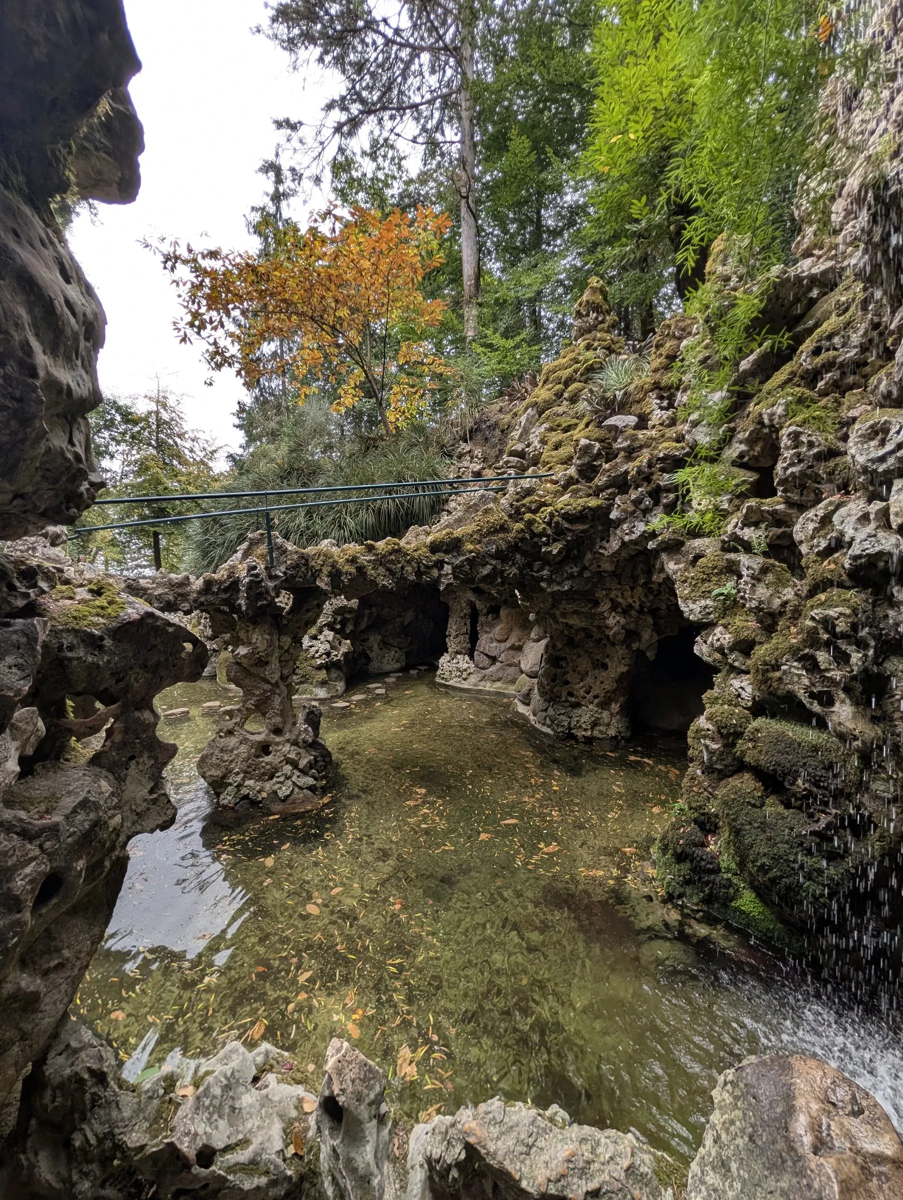 Regaleira's grotto and pond