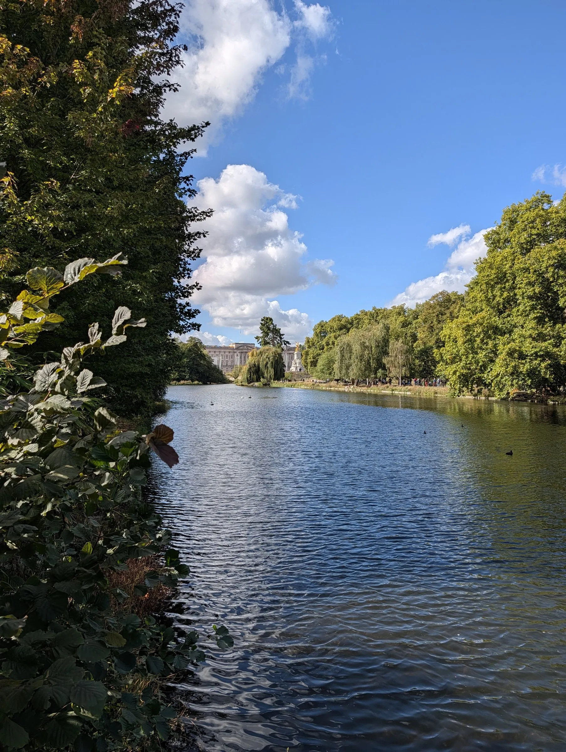 St James's Park lake